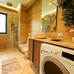 Nova Luxury
